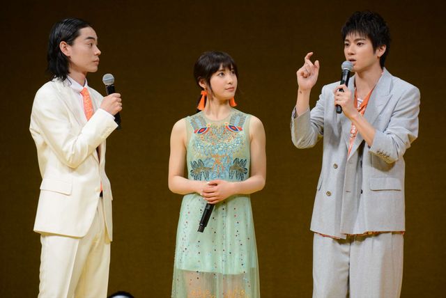 菅田将暉×土屋太鳳がランウェイに！『となりの怪物くん』イベント（13枚目）