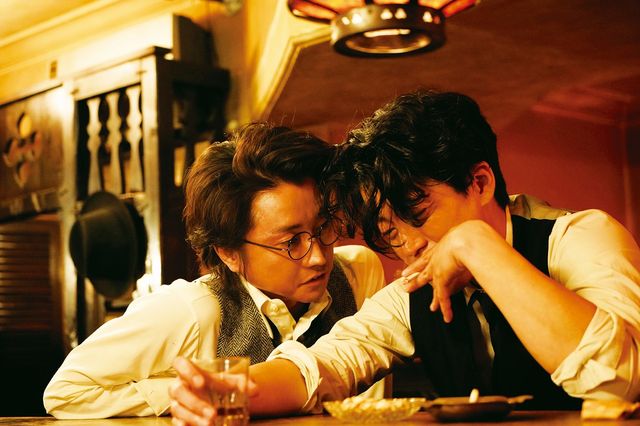 小栗旬の太宰治、藤原竜也の坂口安吾…『人間失格』新場面写真（3枚目）