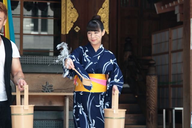 アイ・フランケンガールズの浴衣姿に全日本プロレス潮崎豪もデレデレ！フォトギャラリー（13枚目）