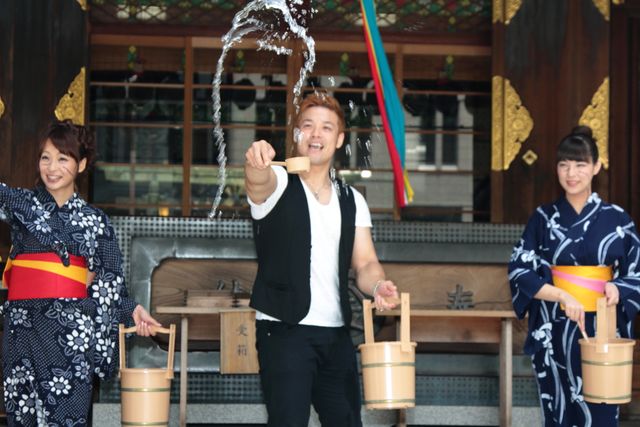 アイ・フランケンガールズの浴衣姿に全日本プロレス潮崎豪もデレデレ！フォトギャラリー（15枚目）