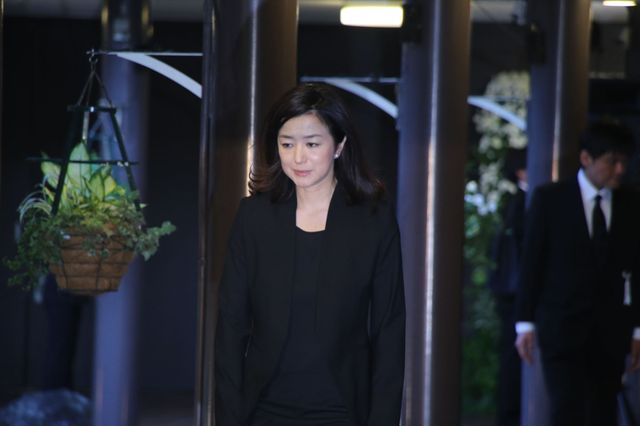 蜷川実花、父・蜷川幸雄さんは「一番尊敬する人」　画像ギャラリー（4枚目）