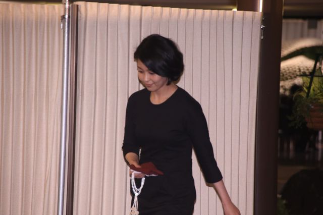 蜷川実花、父・蜷川幸雄さんは「一番尊敬する人」　画像ギャラリー（10枚目）