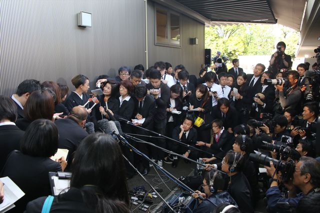 蜷川実花、父・蜷川幸雄さんは「一番尊敬する人」　画像ギャラリー（16枚目）