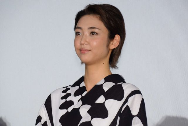 山下智久、新垣結衣らが浴衣姿で登場！『劇場版　コード・ブルー－ドクターヘリ緊急救命－』大ヒット御礼舞台あいさつ（8枚目）