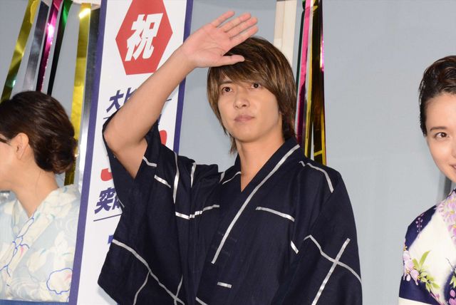 山下智久、新垣結衣らが浴衣姿で登場！『劇場版　コード・ブルー－ドクターヘリ緊急救命－』大ヒット御礼舞台あいさつ（10枚目）