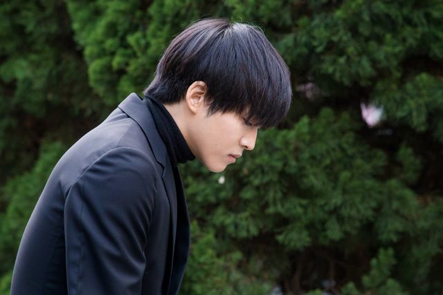 デートの待ち合わせ風な【松坂桃李インタビューカット集】：フォトギャラリー