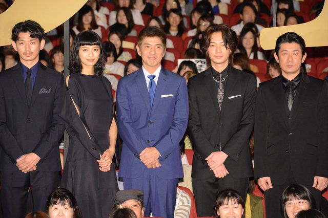 瑛太、綾野剛、窪田正孝、坂口健太郎…超豪華キャスト！『64』初日フォトギャラリー（2枚目）