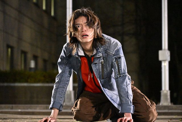 忍成修吾がギロリ再演！「ギーツエクストラ　仮面ライダーパンクジャック」場面写真（8枚目）