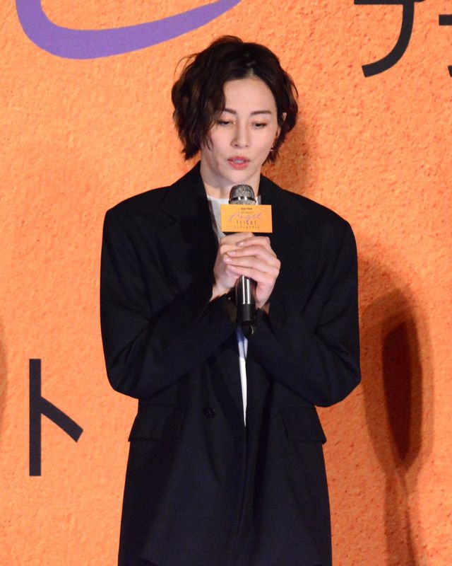 米倉涼子、映画『エンジェルフライト』完成披露で久々公の場“エンジェルハース”メンバーと登壇（2枚目）