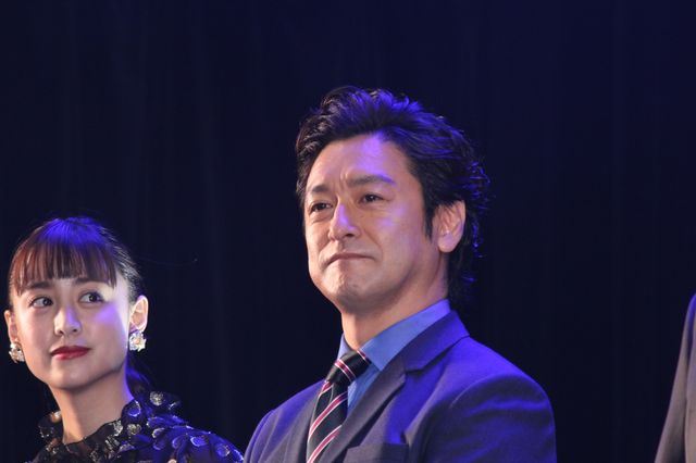 滝沢秀明、今年を表す漢字一文字に「行」　主演ドラマ完成披露に登壇（6枚目）