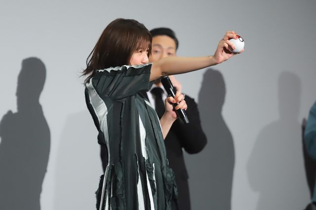 上白石萌歌がピカチュウと笑顔！『劇場版ポケットモンスター　ココ』完成披露試写会（13枚目）
