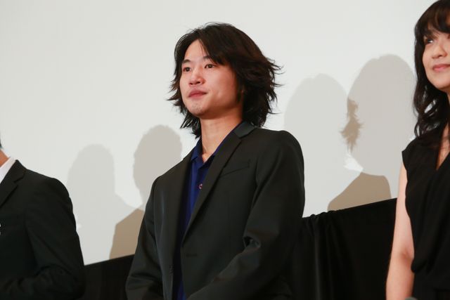 池脇千鶴も吹き出す安藤政信のトーク！『きらきら眼鏡』初日（2枚目）