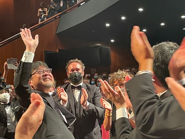 『竜とそばかすの姫』第74回カンヌ国際映画祭でワールドプレミア！（2枚目）