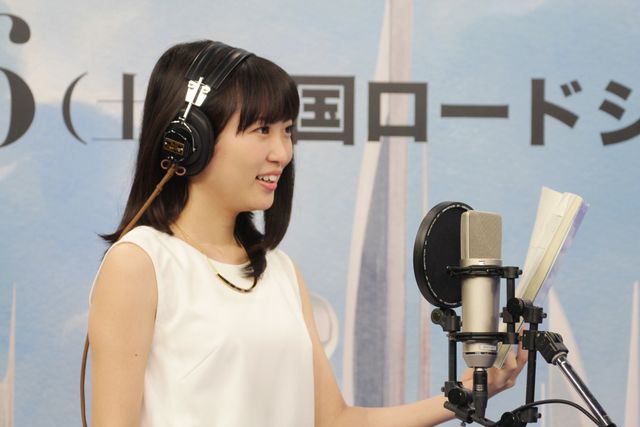 志田未来＆LiLiCoが出席！映画『トゥモローランド』公開アフレコイベントフォトギャラリー（3枚目）