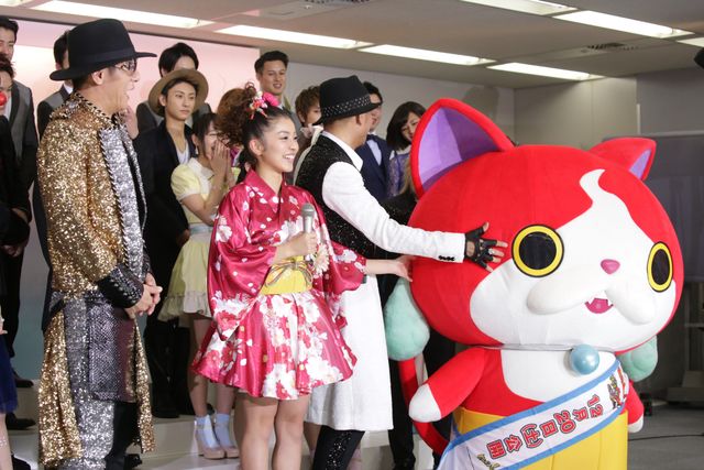 きゃりー＆セカオワがそろって登場！「レコ大」記者会見フォトギャラリー（8枚目）