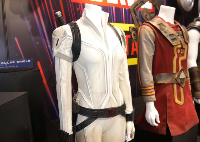 これがナターシャのホワイトスーツ！「マーベル・オールスターズ」展示品（2枚目）