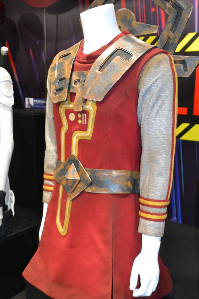 これがナターシャのホワイトスーツ！「マーベル・オールスターズ」展示品（4枚目）