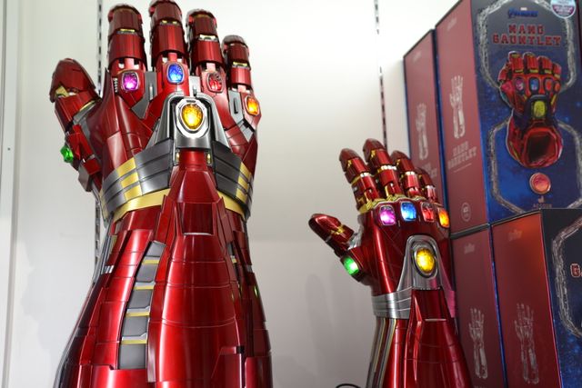 これがナターシャのホワイトスーツ！「マーベル・オールスターズ」展示品（36枚目）