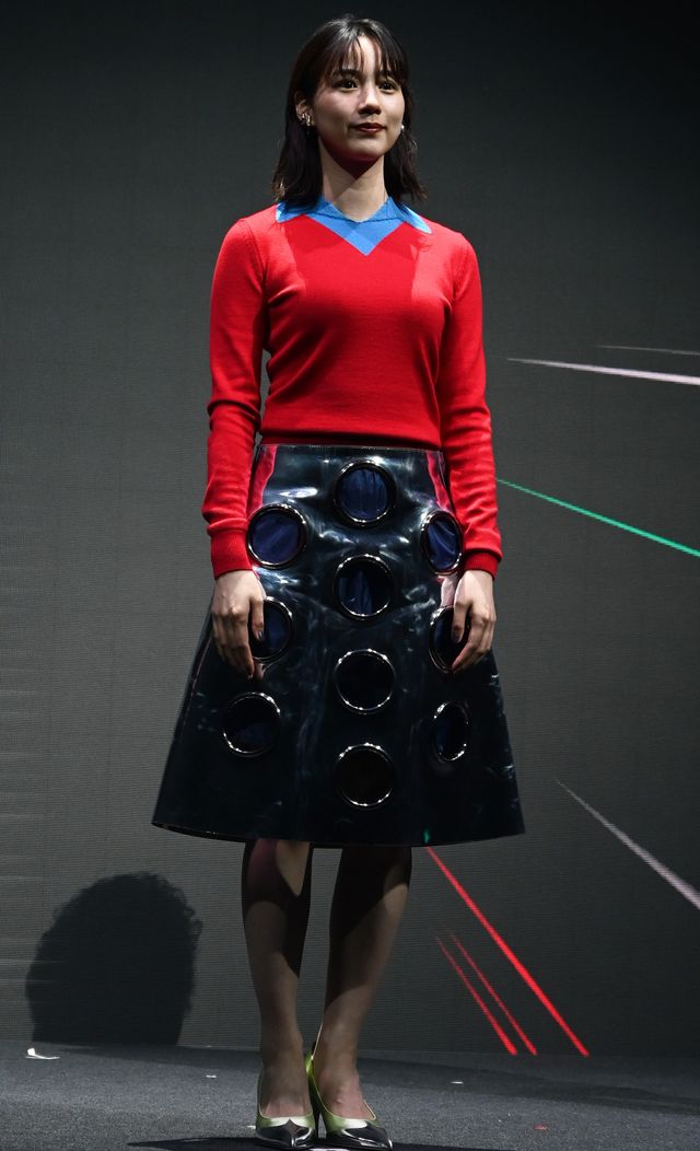 のん、キュートなファッションで魅了！草なぎ剛主演『新幹線大爆破』発車記念イベント（4枚目）