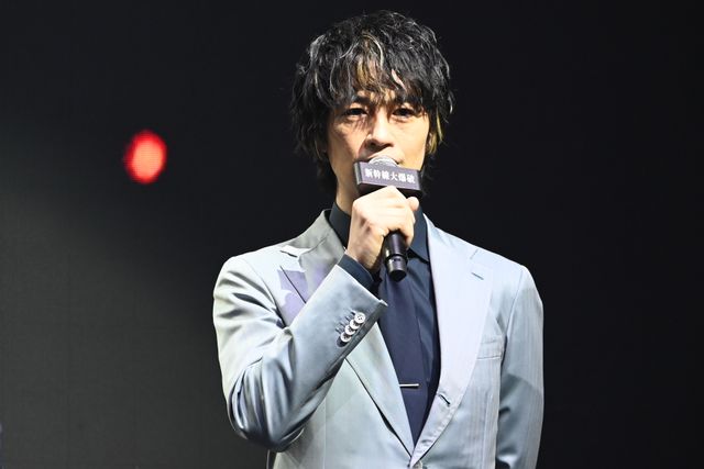 のん、キュートなファッションで魅了！草なぎ剛主演『新幹線大爆破』発車記念イベント（8枚目）