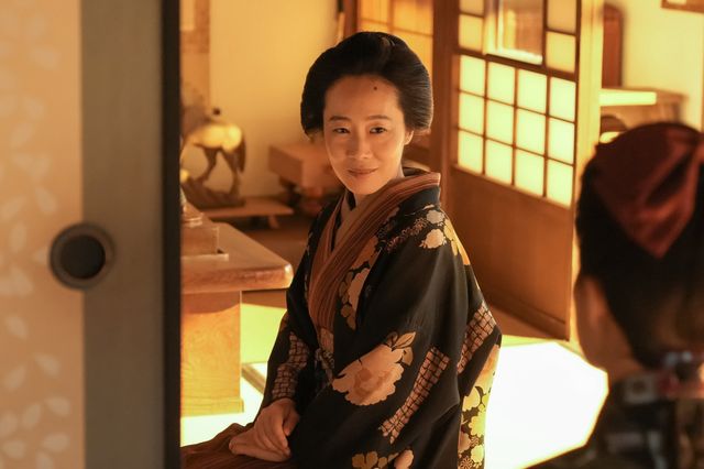【画像7枚】朝ドラ「ブラッサム」珠（石橋静河）は清治（渡部篤郎）に従って…第8回場面写真（2枚目）