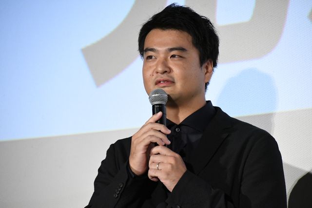 佐藤勝利＆高橋海人、距離が近い！映画『ブラック校則』完成披露舞台あいさつ（11枚目）