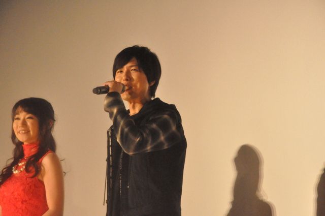 水樹奈々＆神谷浩史＆前野智昭が登壇！『ハンガー・ゲーム FINAL：レボリューション』吹き替えキャスト舞台あいさつ【フォトギャラリー】（3枚目）