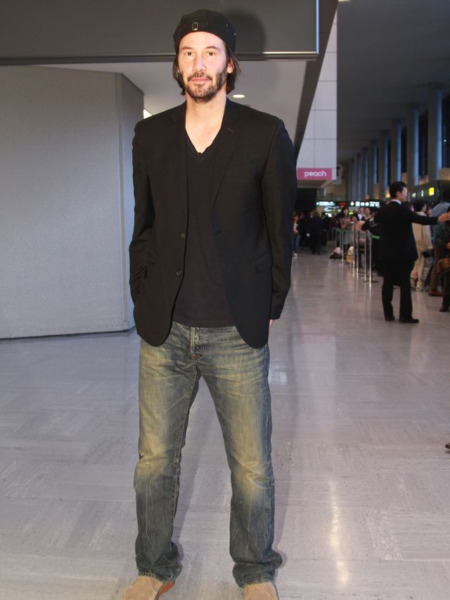 激太り報道があったキアヌ・リーヴス、やせた体型に元通り!!　成田空港には500人のファンがお出迎え!!　画像ギャラリー（3枚目）