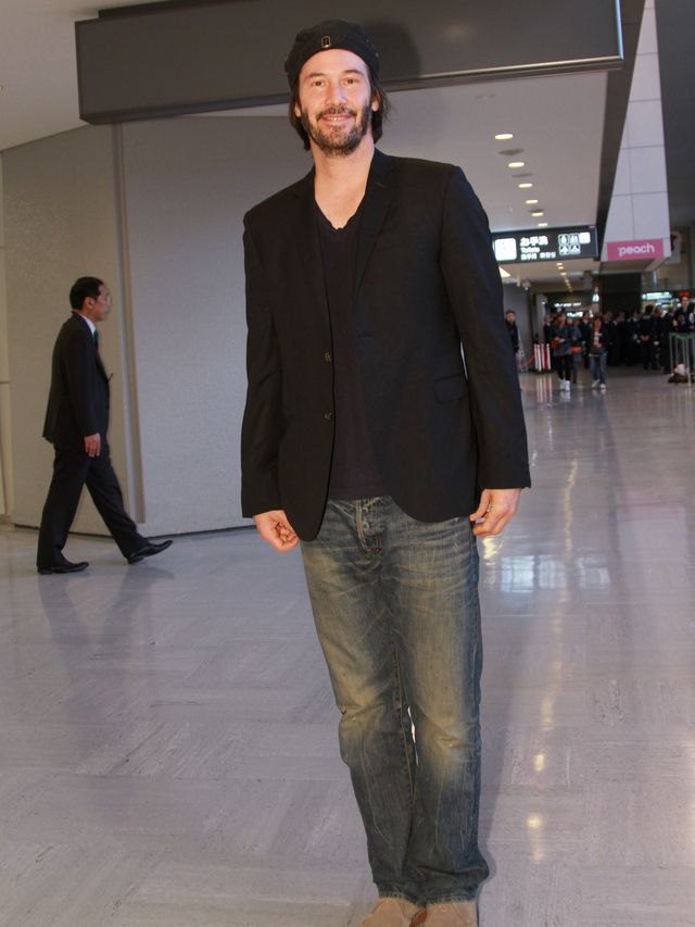 激太り報道があったキアヌ・リーヴス、やせた体型に元通り!!　成田空港には500人のファンがお出迎え!!　画像ギャラリー（7枚目）