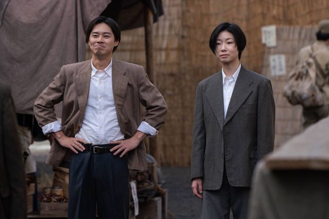 「山田轟法律事務所」より轟太一（戸塚純貴）と山田よね（土居志央梨）