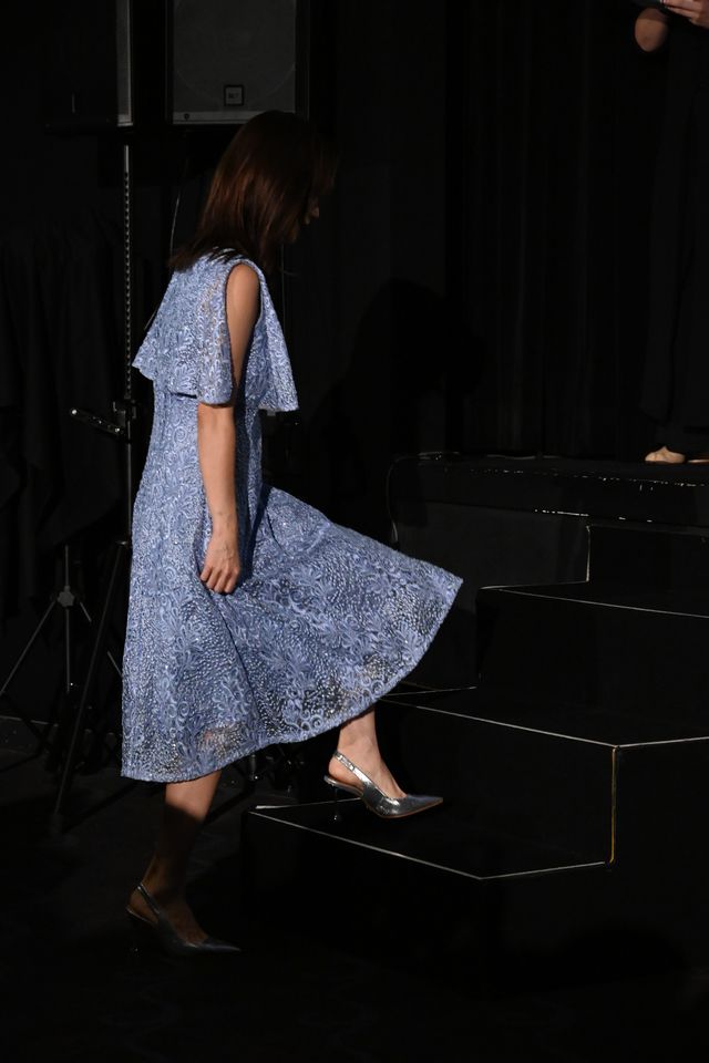 上戸彩、チラリ肩見せ 美麗ドレス披露『沈黙の艦隊　北極海大海戦』初日舞台挨拶（21枚目）