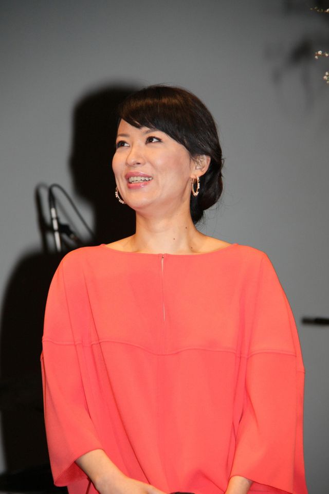 鈴木砂羽、一度お蔵入りした主演作が公開されることに「万感の思い」と感無量！　画像ギャラリー（14枚目）