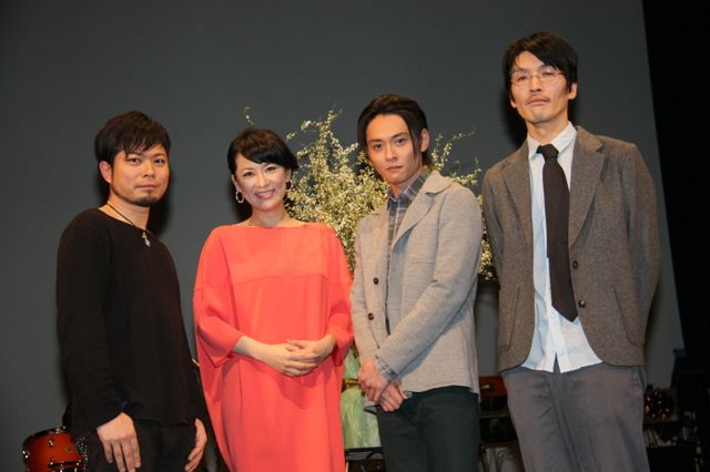 鈴木砂羽、一度お蔵入りした主演作が公開されることに「万感の思い」と感無量！　画像ギャラリー（15枚目）