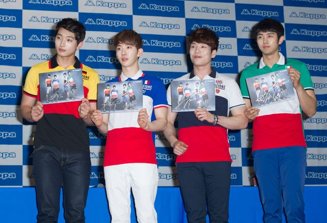Kappaモデル2AM、ファンサイン会で顧客に感謝<韓国JPICTURES>