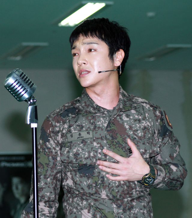 SUPER JUNIORイトゥク、超新星ユナク　軍創作ミュージカル「The Promise」の練習現場公開＜韓国JPICTURES＞（6枚目）