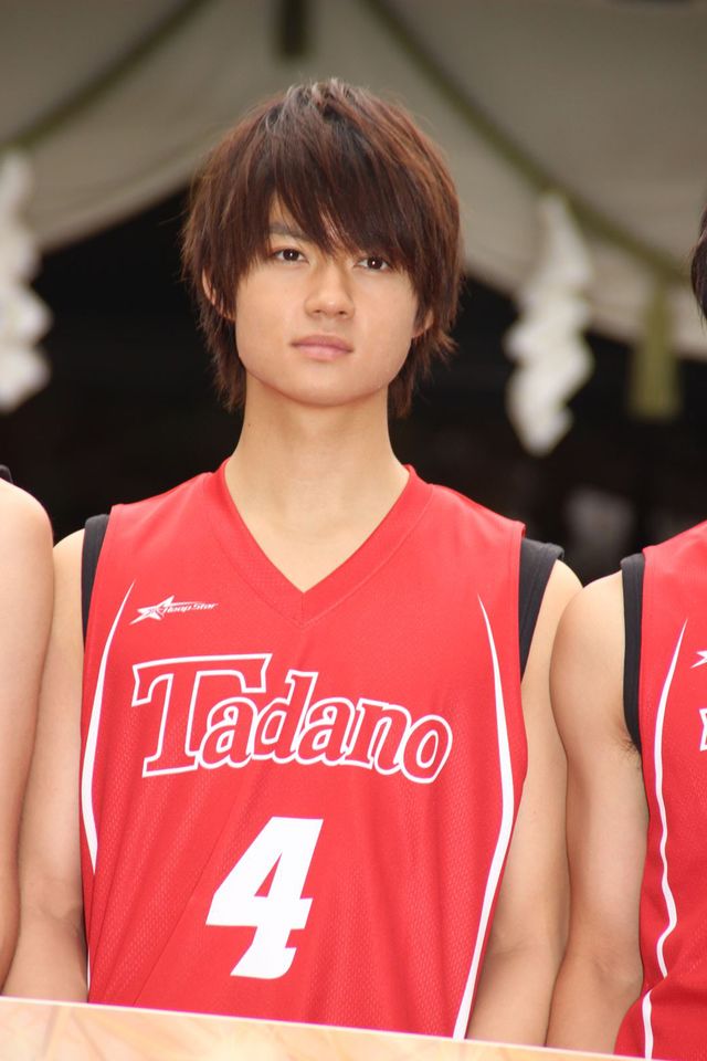 志尊淳＆佐野勇斗らユニフォーム姿で参拝！映画『走れ！T校バスケット部』大ヒット祈願（7枚目）