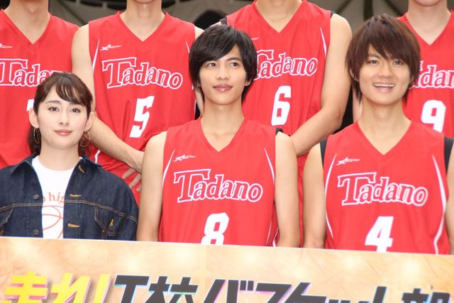 志尊淳＆佐野勇斗らユニフォーム姿で参拝！映画『走れ！T校バスケット部』大ヒット祈願（9枚目）