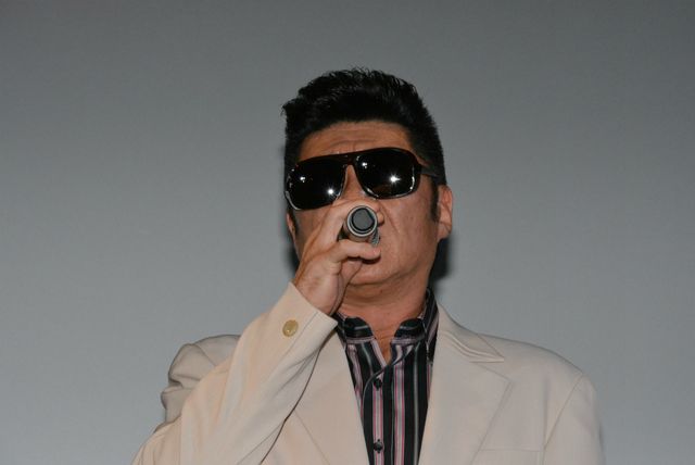 映画『二代目はニューハーフ』初日舞台あいさつ（3枚目）