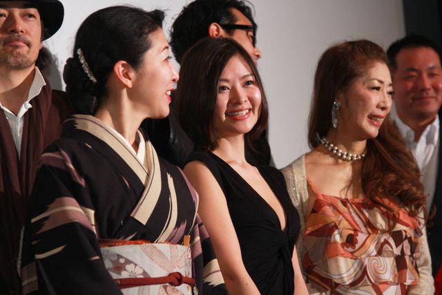 毒舌で話題の吉野紗香も登壇！映画『ゼウスの法廷』初日舞台あいさつフォトギャラリー（4枚目）