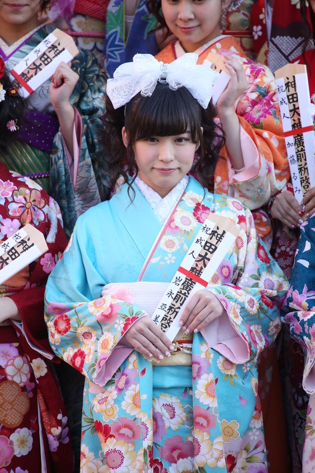 AKB48川栄李奈、新成人を迎えるも、今年もおバカキャラ健在で　画像ギャラリー（4枚目）