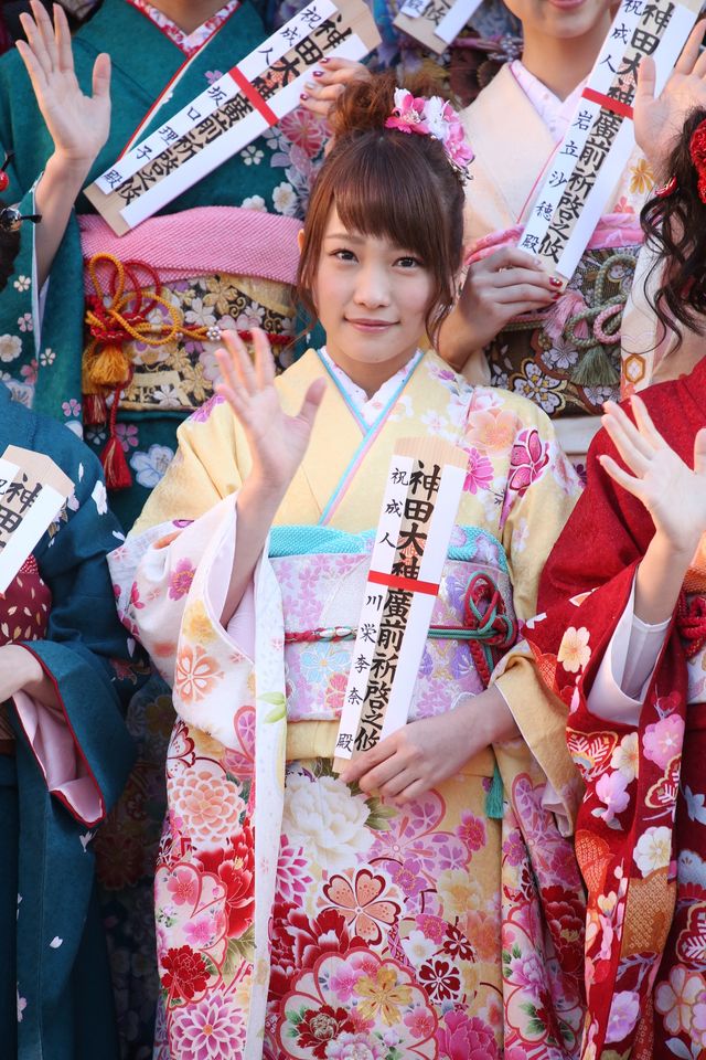 AKB48川栄李奈、新成人を迎えるも、今年もおバカキャラ健在で　画像ギャラリー（6枚目）