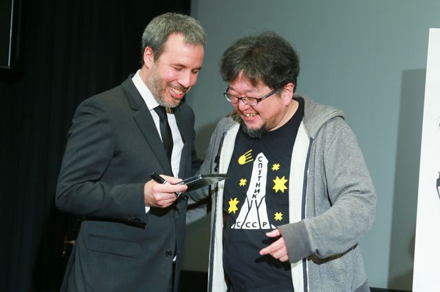 樋口真嗣、『ブレードランナー』続編監督にサインをガチおねだり！フォトギャラリー：フォトギャラリー