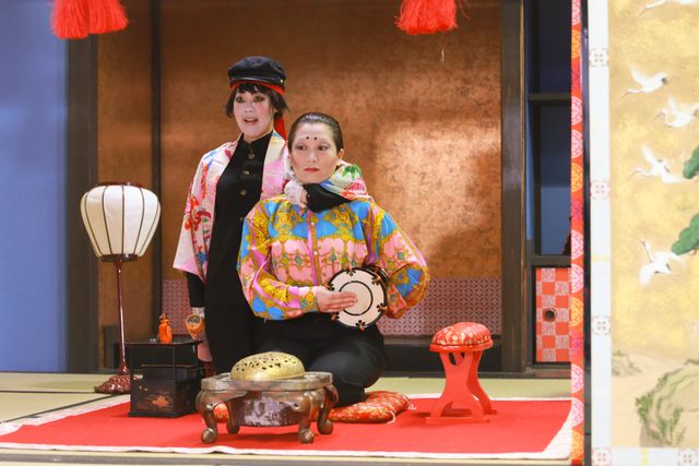 日本エレキテル連合が本格的な時代劇セットに登場！（3枚目）