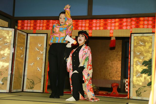 日本エレキテル連合が本格的な時代劇セットに登場！（5枚目）