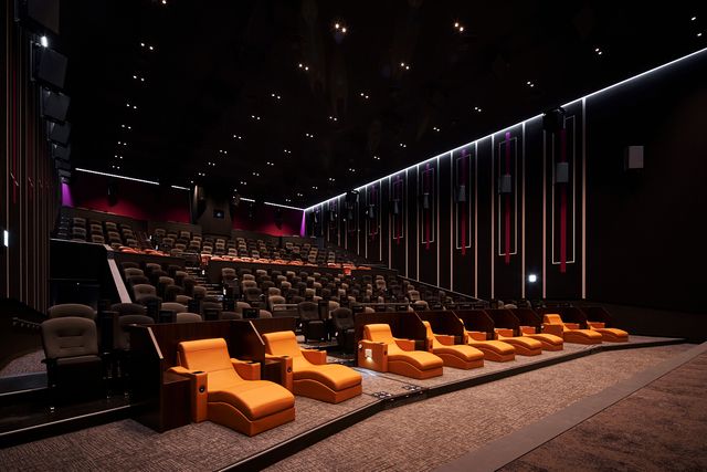 リクライニングシートも！「イオンシネマ川口」劇場イメージ（4枚目）