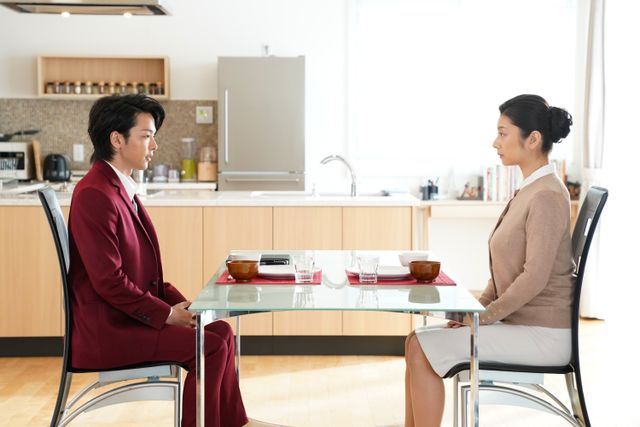 「美食探偵　明智五郎」中村倫也の美麗カット集（4枚目）