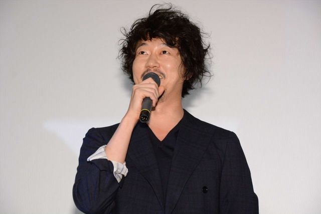 田中麗奈、大胆スリットドレスで登場！三浦友和主演『葛城事件』公開初日フォトギャラリー（8枚目）