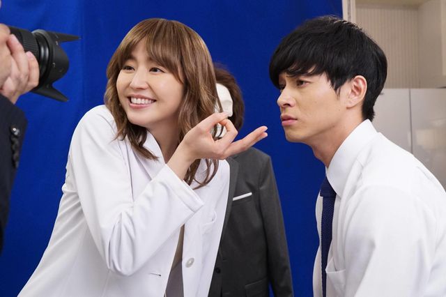 長澤まさみ“考古学マニア”に！キョーレツな変身（3枚目）