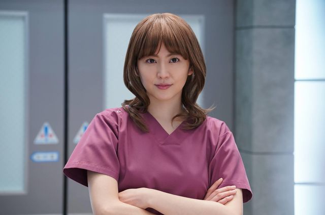 長澤まさみ“考古学マニア”に！キョーレツな変身（4枚目）