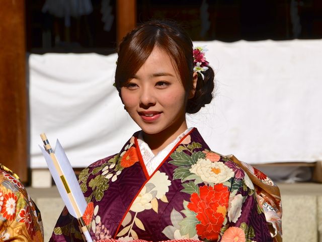 乃木坂46生駒里奈ら新成人メンバーが振袖姿を披露！フォトギャラリー（7枚目）